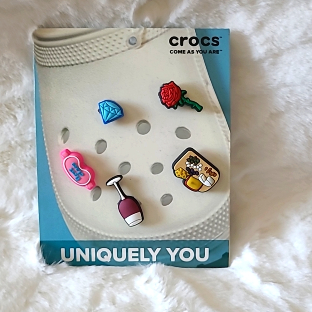 Crocs shoe charms